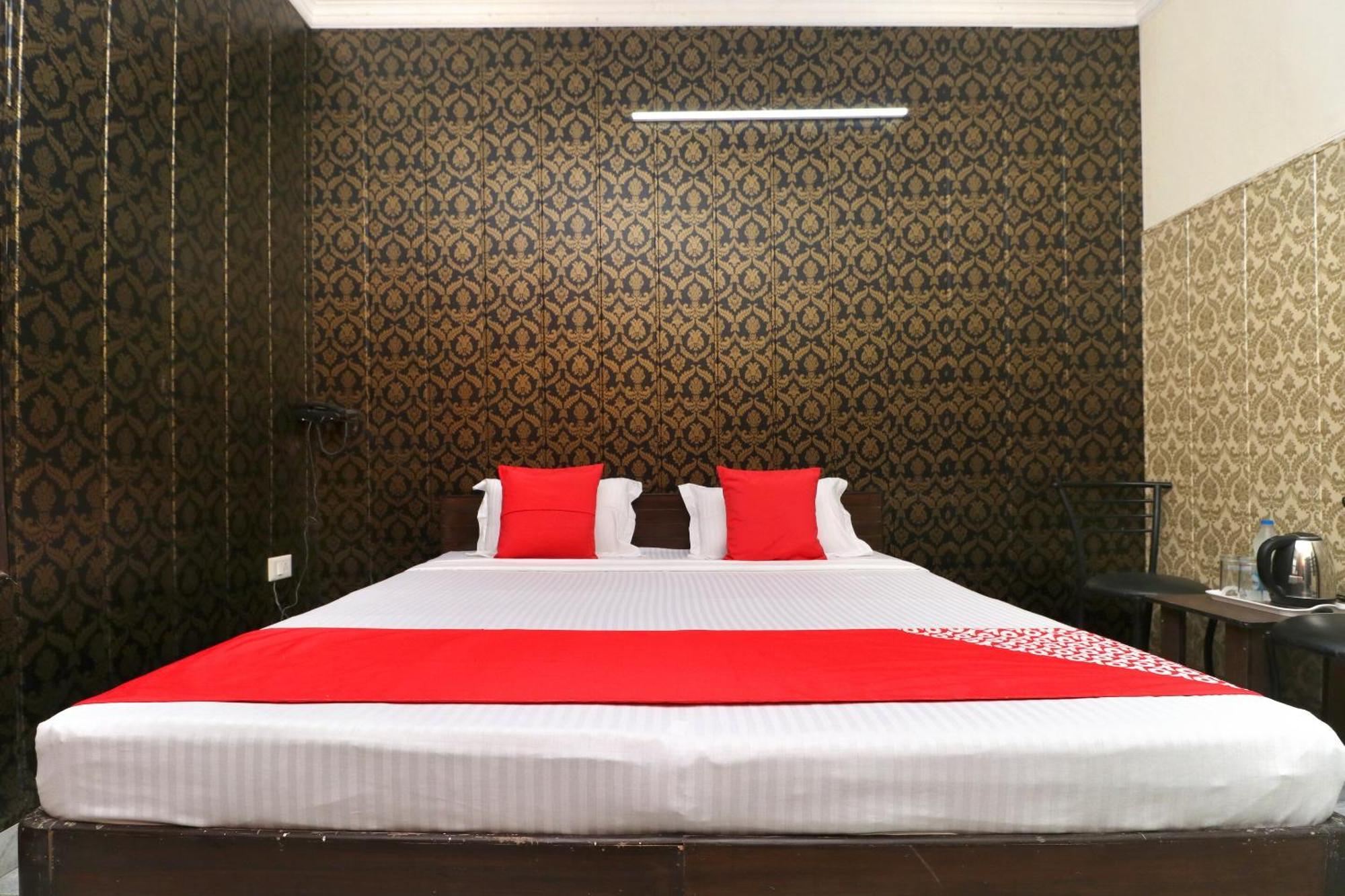 Hotel O Mall Residency Amritsar Extérieur photo